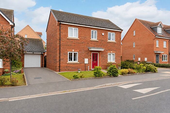 4 Bedroom Detached House For Sale In Sherwood Drive, Thorpe Willoughby, Selby, North Yorkshire, YO8