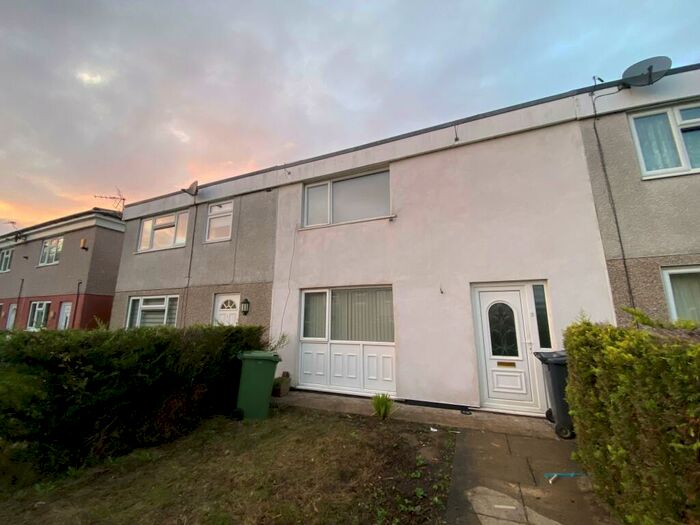 2 Bedroom House To Rent In Woodbridge Fold, Leeds, LS6