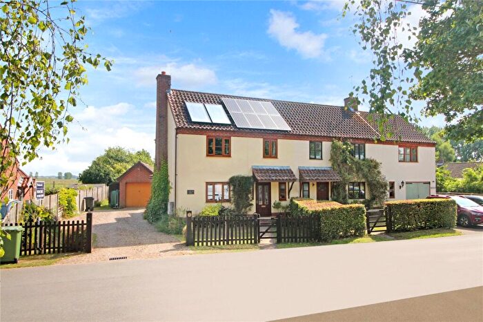 3 Bedroom Semi-Detached House For Sale In Hardley Road, Langley, Norwich, Norfolk, NR14