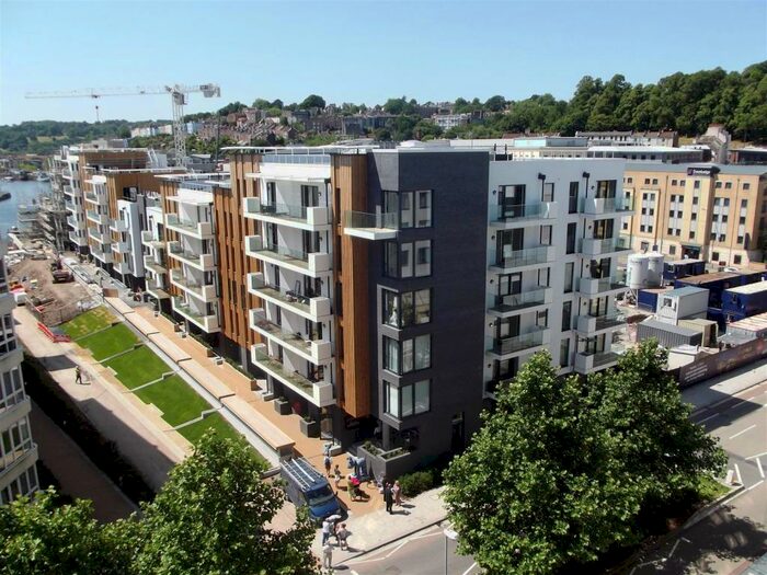 2 Bedroom Apartment To Rent In Invicta, Millenium Promenade, Bristol Harbourside, BS1