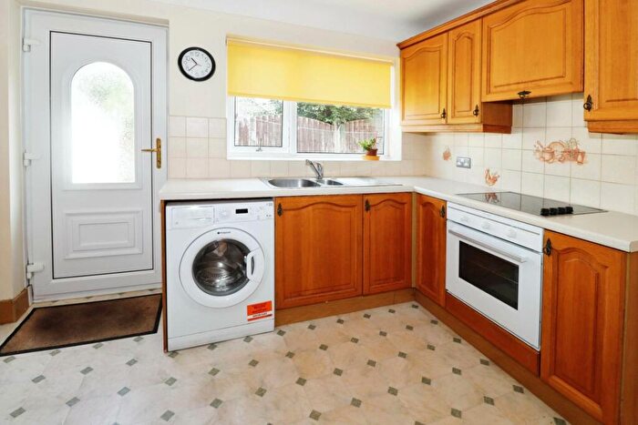 2 Bedroom Detached Bungalow For Sale In Broadmead, Heswall, CH60