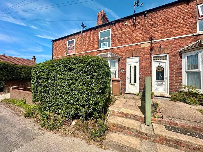 2 Bedroom Terraced House For Sale In Cross Street, Aldbrough, Hull, HU11