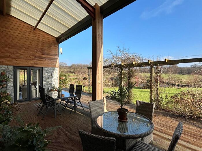 4 Bedroom Detached House For Sale In Meshaw, EX36