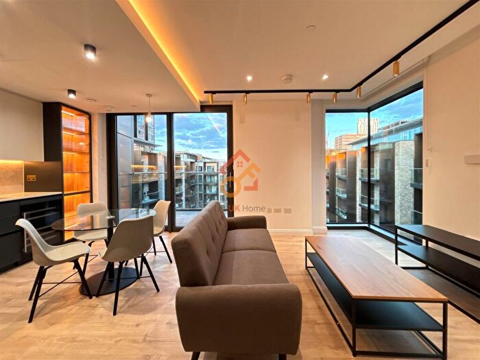 2 Bedroom Flat To Rent In Vermont House, Dingley Road, London, EC1V