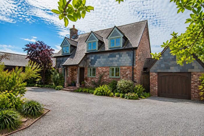 4 Bedroom Detached House For Sale In Priory Mews, Ottery St Mary, EX11