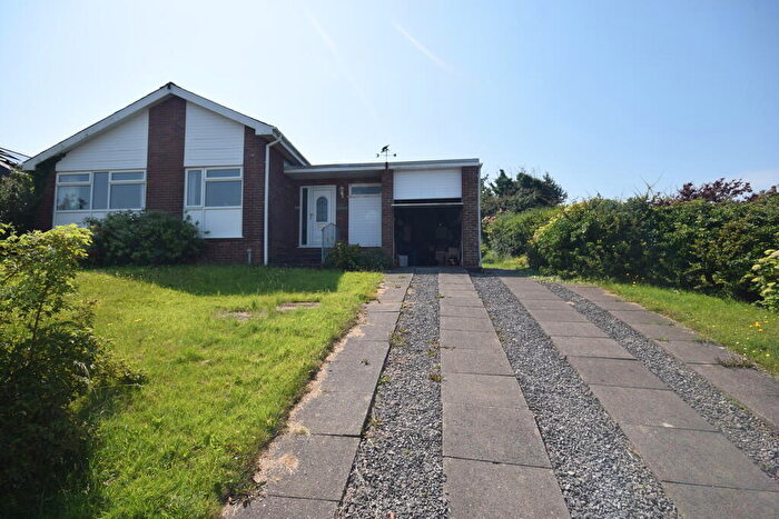 3 Bedroom Detached Bungalow For Sale In Holbeck Park Avenue, Barrow-in-Furness, LA13