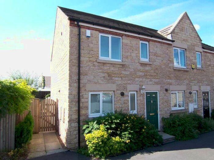 3 Bedroom Semi-Detached House To Rent In Hayfield Way, Ackworth, Pontefract, West Yorkshire, Uk, WF7