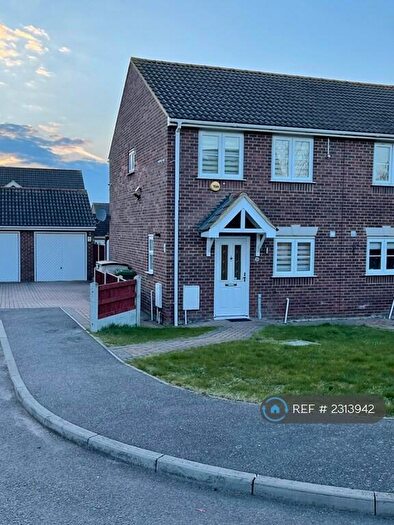 2 Bedroom Semi-Detached House To Rent In Halstead Close, Wickford, SS12