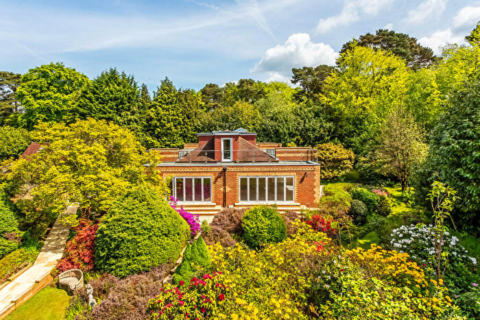 6 Bedroom Detached House For Sale In Blackberry Road, Felcourt, East Grinstead, RH19