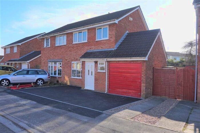 3 Bedroom Semi-Detached House To Rent In Tudor Road, Weston-Super-Mare BS22