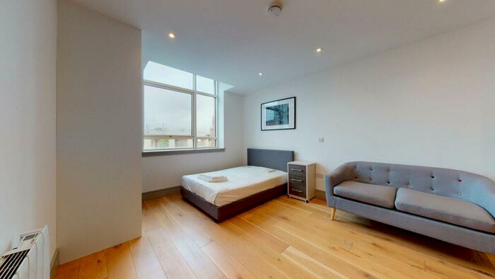 Studio To Rent In Lawrence Road, N15