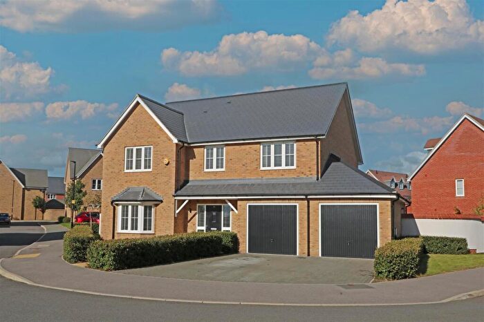 5 Bedroom House To Rent In Handley Drive, Haddenham, Aylesbury, HP17