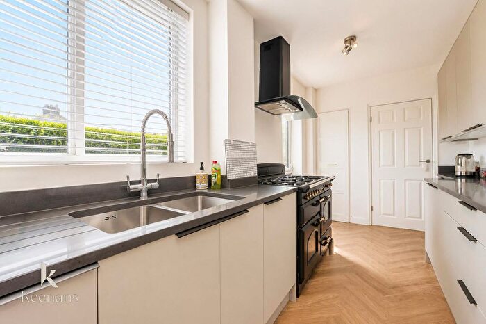 3 Bedroom Semi-Detached House For Sale In East Lancashire Road, Swinton, Manchester, M27