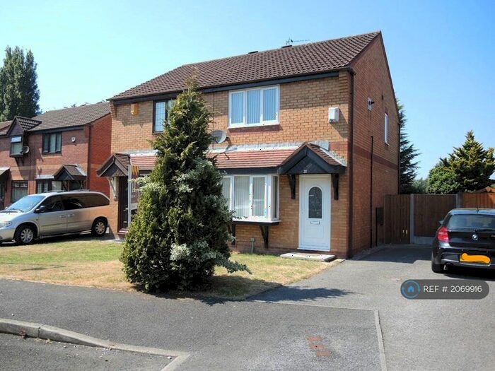 3 Bedroom Semi-Detached House To Rent In Swallow Fields, Liverpool, L9