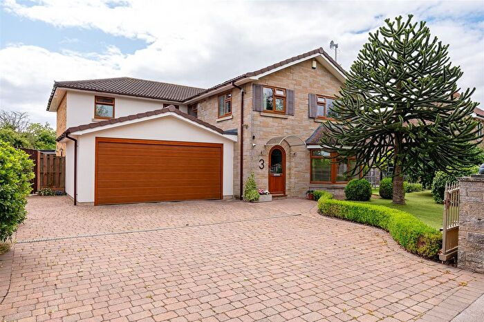 5 Bedroom Detached House For Sale In Eastfield Lane, Dunnington, York, YO19