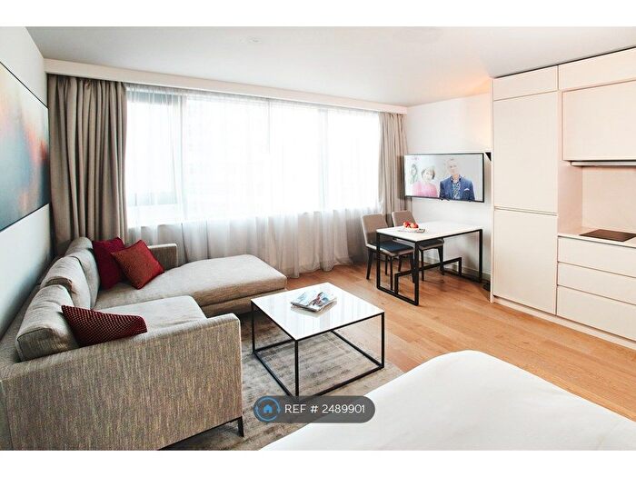 Studio To Rent In Chapel Street, Manchester, M3