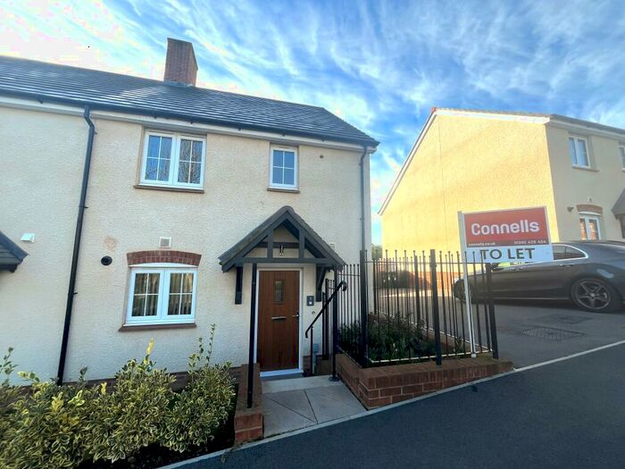 3 Bedroom Semi-Detached House To Rent In Guernsey Avenue, Pinhoe, Exeter, EX4