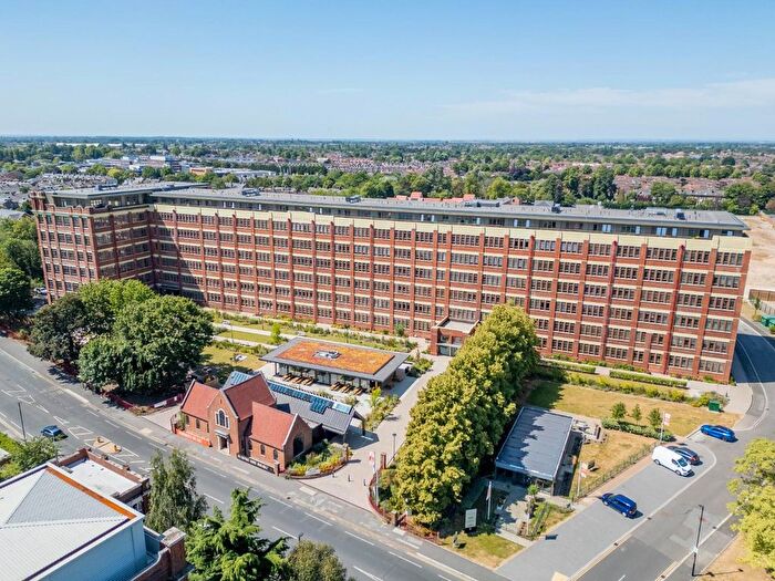 2 Bedroom Flat For Sale In Haxby Road, York, YO31