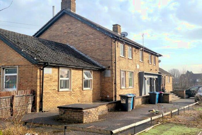 5 Bedroom Terraced House To Rent In Eastham Way, Manchester, M38