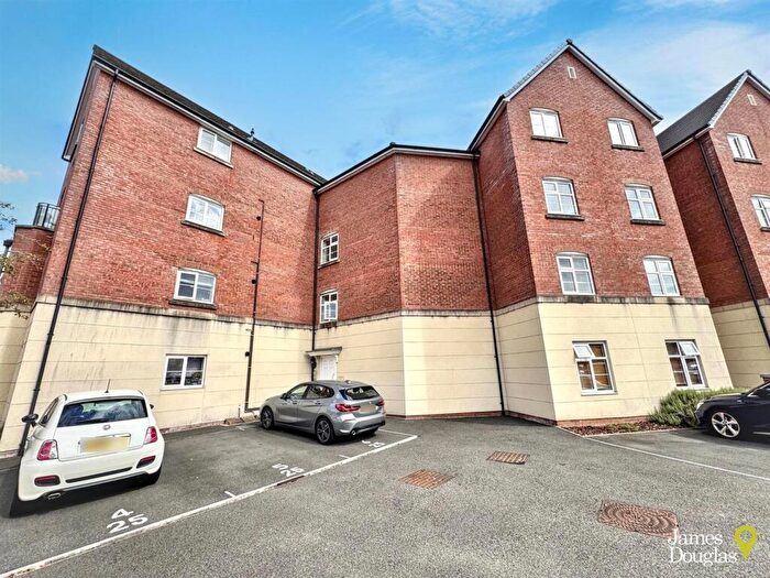 2 Bedroom Flat For Sale In Flat, Swan Crescent, Newport, NP19