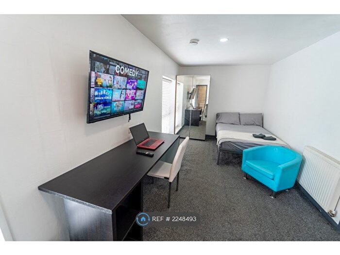 Studio To Rent In Pershore Road, Birmingham, B5