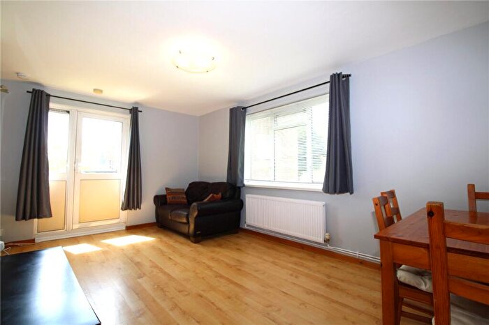 1 Bedroom Apartment To Rent In Vermont Road, London, SE19