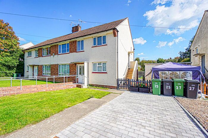 2 Bedroom Flat For Sale In Rymill Road, St. Leonards-On-Sea, TN38