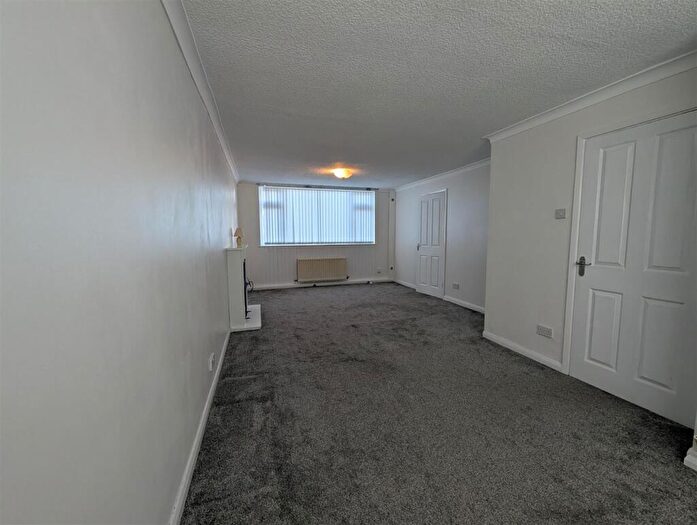 3 Bedroom Terraced House For Sale In Gilling Crescent, Darlington, DL1