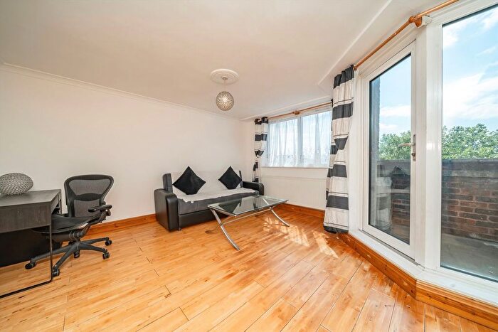 1 Bedroom Flat To Rent In Dartmouth Close, Notting Hill, W11