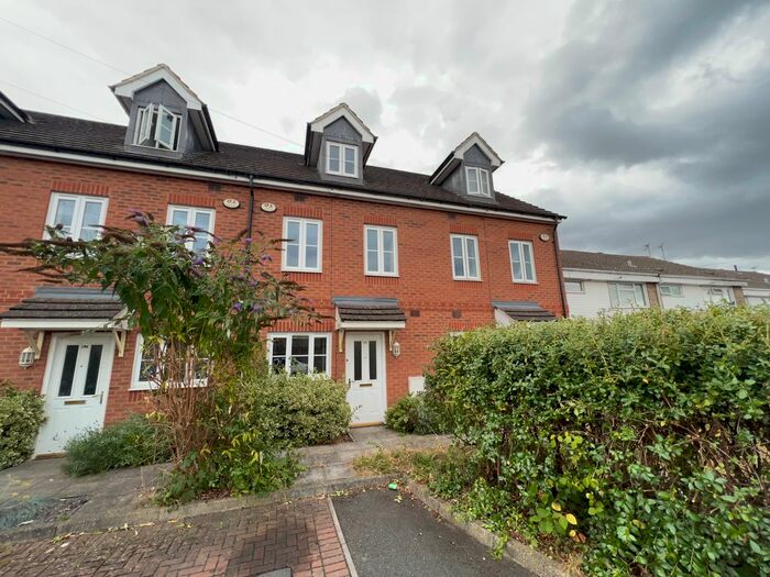 3 Bedroom Property To Rent In Williamson Way, Littlemore, Oxford, OX4