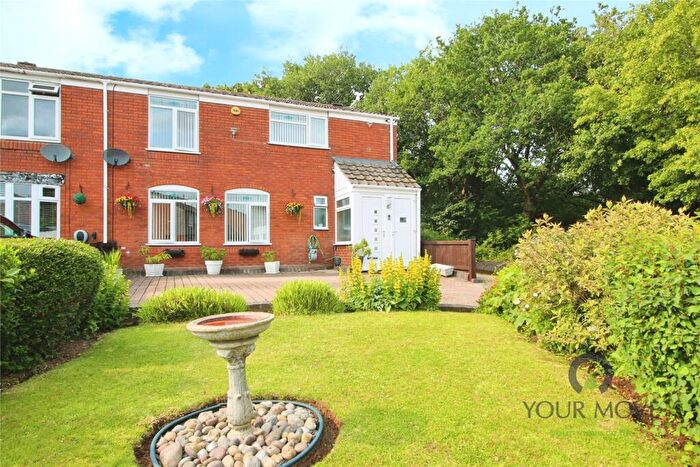 4 Bedroom End Of Terrace House For Sale In Queen Elizabeth Road, Rubery, Rednal, Birmingham, B45