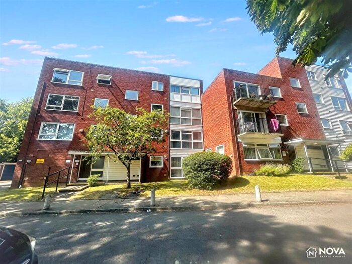 2 Bedroom Flat To Rent In Arden Place, Luton, LU2