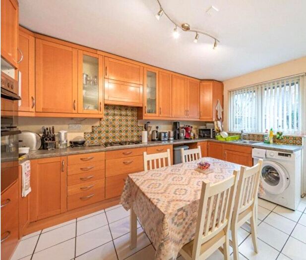 4 Bedroom Property To Rent In George Mews, Gower Street, London, NW1