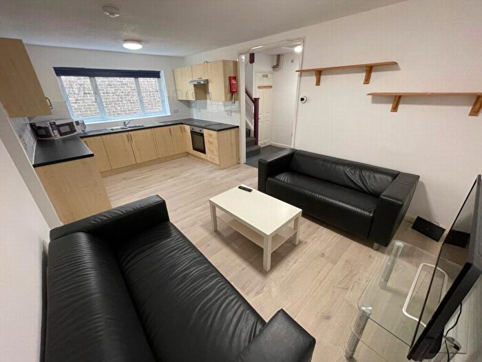 6 Bedroom House To Rent In Headcorn Drive, Canterbury, CT2