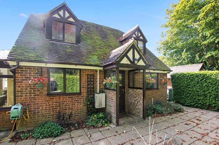 3 Bedroom Detached House For Sale In Church Lane, Brenzett, TN29