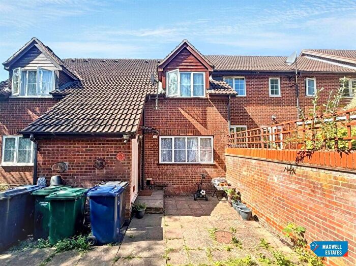 1 Bedroom Terraced House For Sale In Talgarth Walk, London, NW9