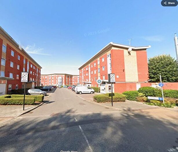 2 Bedroom Flat To Rent In Albatross Close, Beckton, London, United Kingdom, E6