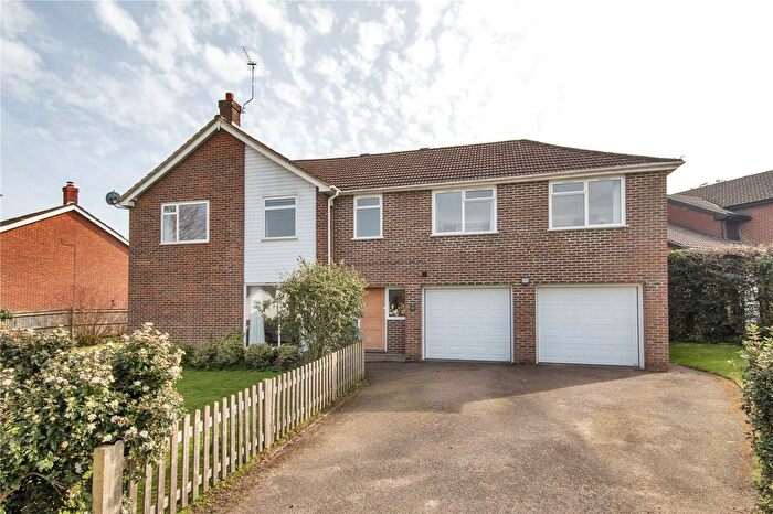 5 Bedroom Detached House For Sale In Chipstead Park, Sevenoaks, Kent, TN13