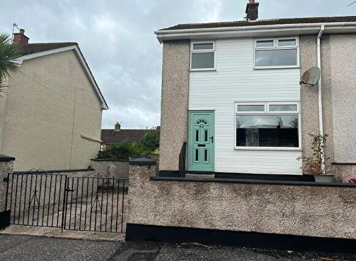 3 Bedroom End Of Terrace House For Sale In Drumhoy Drive, Carrickfergus, BT38