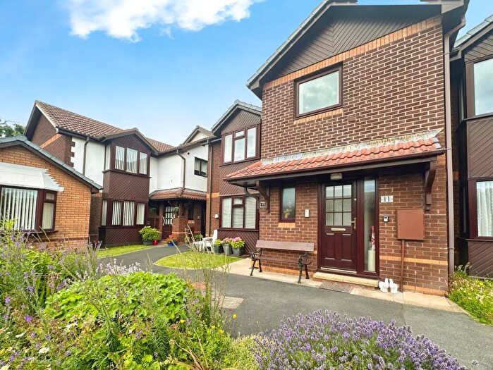 2 Bedroom Flat For Sale In Monkswood Avenue, Bare, Morecambe, LA4