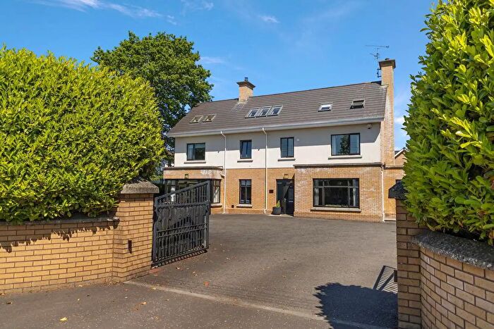 6 Bedroom Detached House For Sale In A Lodge Road, Coleraine, BT52