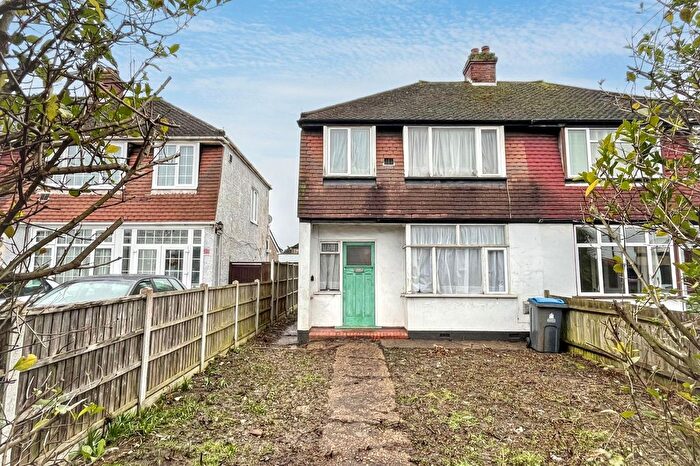 3 Bedroom Semi Detached House For Sale In Hook Rise South, Tolworth, Surbiton, KT6