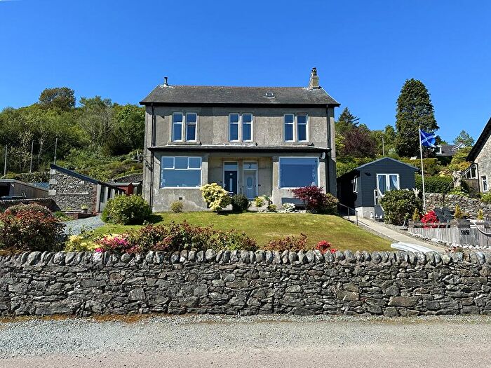 3 Bedroom Flat For Sale In Kames View, Kames, Tighnabruaich, PA21