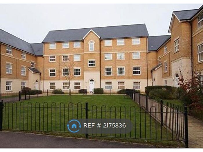 2 Bedroom Flat To Rent In Malyon Close, Braintree, CM7