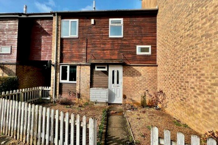 3 Bedroom Property To Rent In South Holme Court, Northampton, NN3