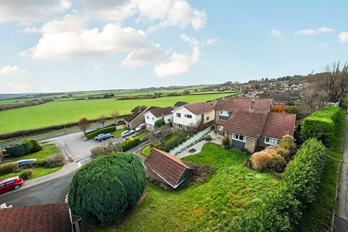 4 Bedroom Detached House For Sale In Spa Close, Highworth, Swindon, SN6