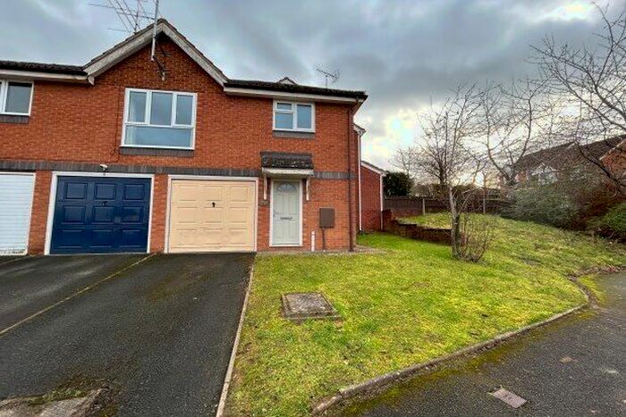 2 Bedroom Maisonette To Rent In Toftdale Green, Worcester, WR4