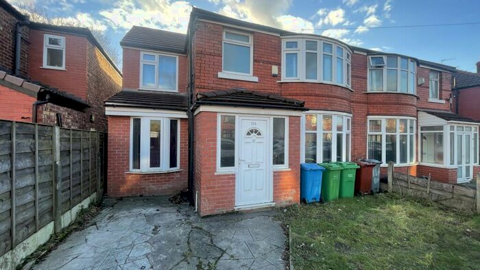6 Bedroom Semi-Detached House To Rent In Brentbridge Road, Manchester, M14