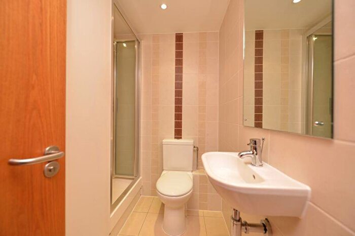 1 Bedroom Apartment For Sale In Warehouse W, Western Gateway, Royal Victoria, E16