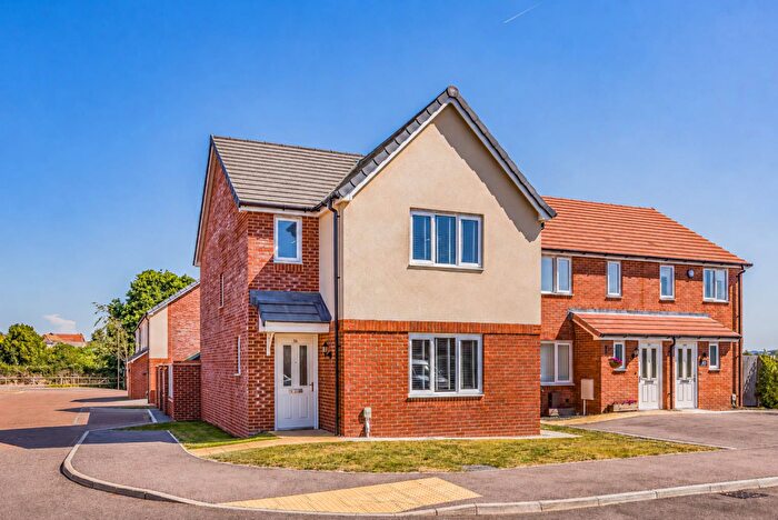 3 Bedroom Detached House For Sale In St. Georges Avenue, Warblington, PO9